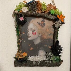 Nature-Inspired Art Frame with Butterfly Design handcrafted border moss wall